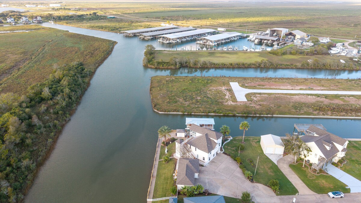 Oyster Creek Retreat-Fishing, Crabbing & Hot Tub - Photo 43